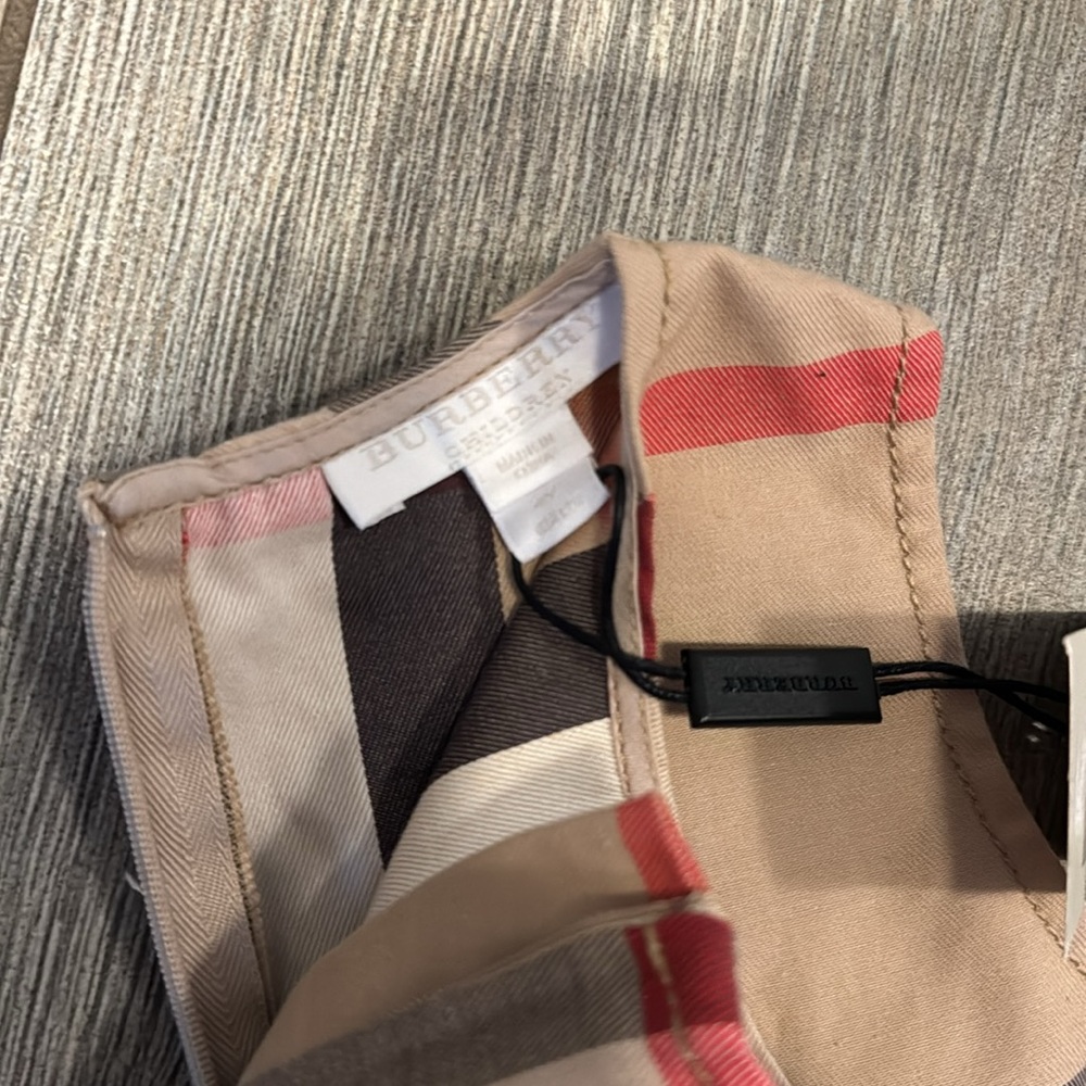 NWT Burberry 'Dawny' Check Print
Sleeveless Dress (Little Girls & Big
Girls) - Picture 4 of 5